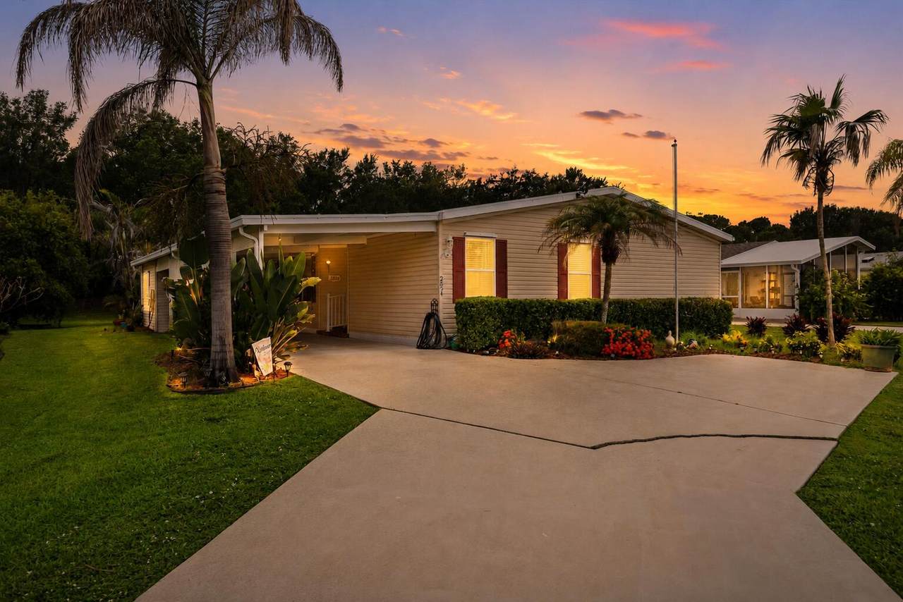 2824 Hook Court - Photo 1