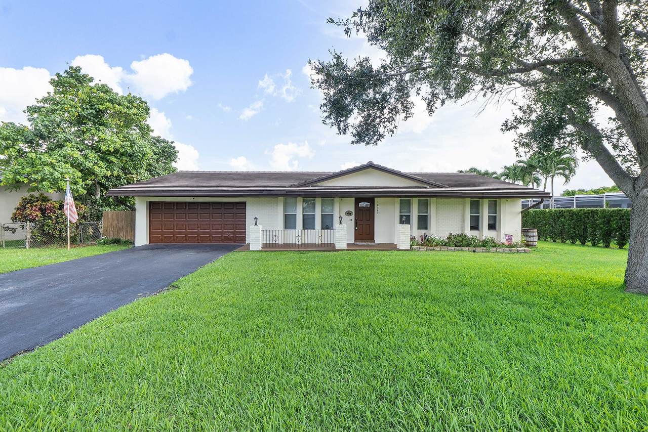 10625 37th Street - Photo 1