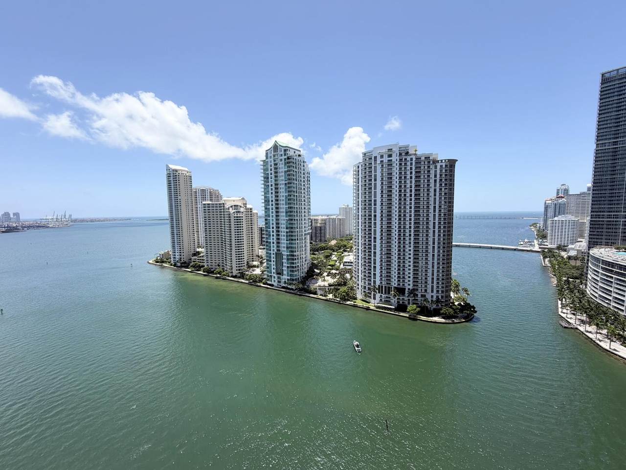 300 Biscayne Boulevard - Photo 1