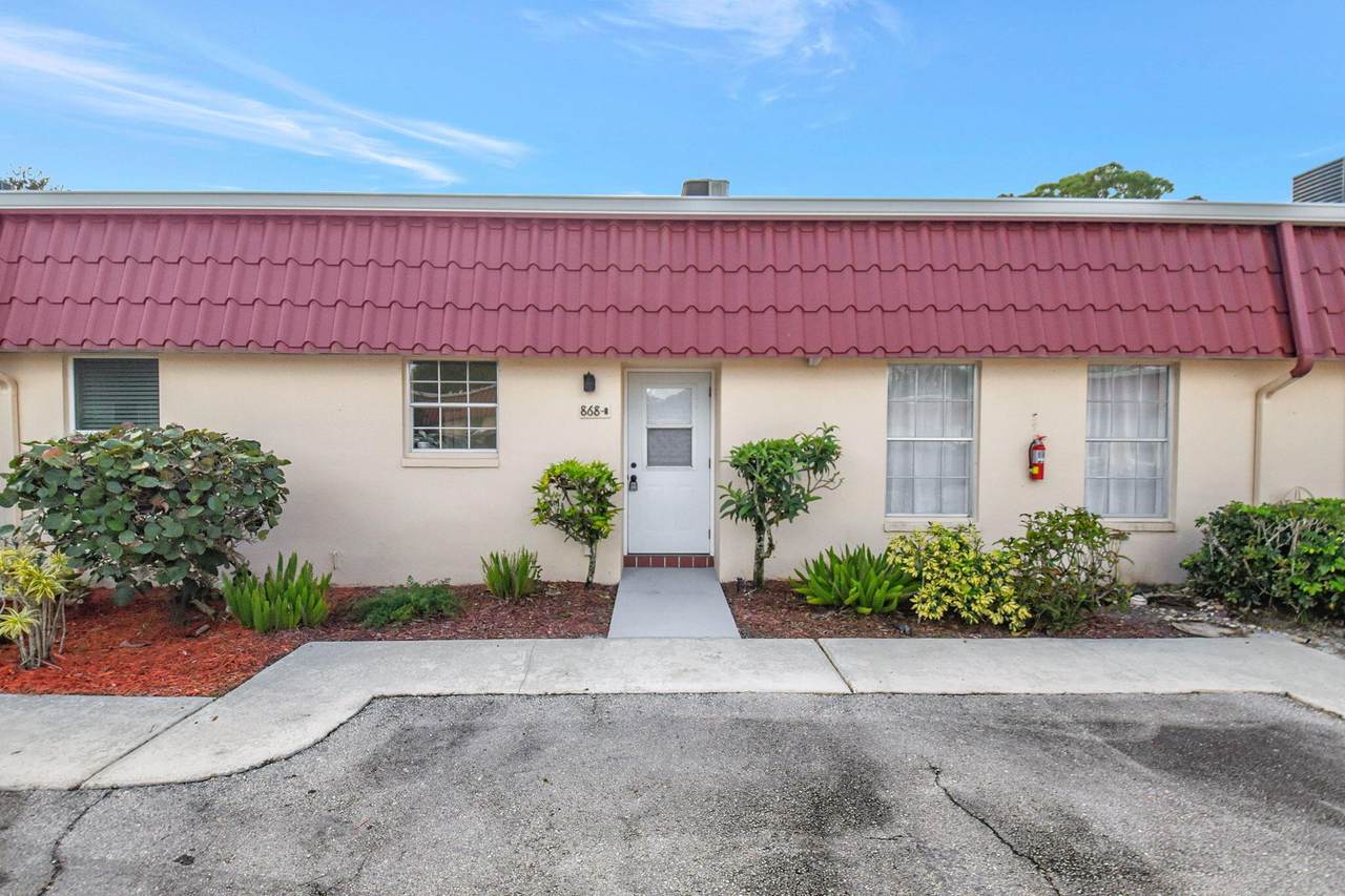 868 Worcester Lane - Photo 1