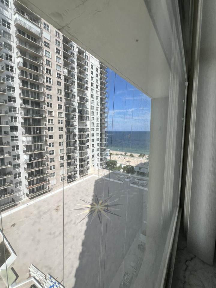 https://bt-photos.global.ssl.fastly.net/beaches/1280_boomver_1_B26052940-2.jpg