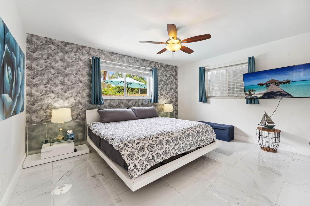 1243 Garfield Street - Photo 1