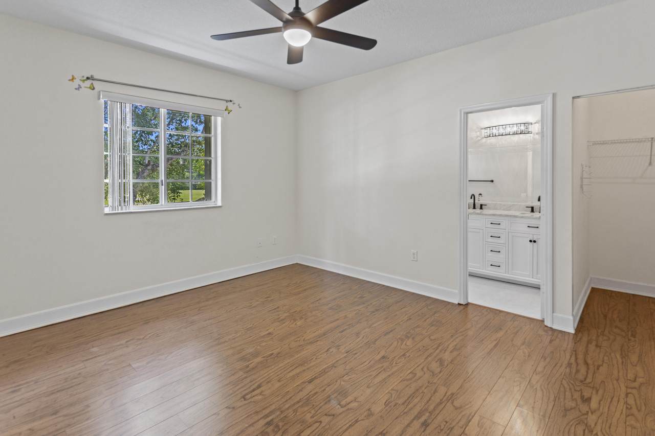 1216 100TH Avenue - Photo 1