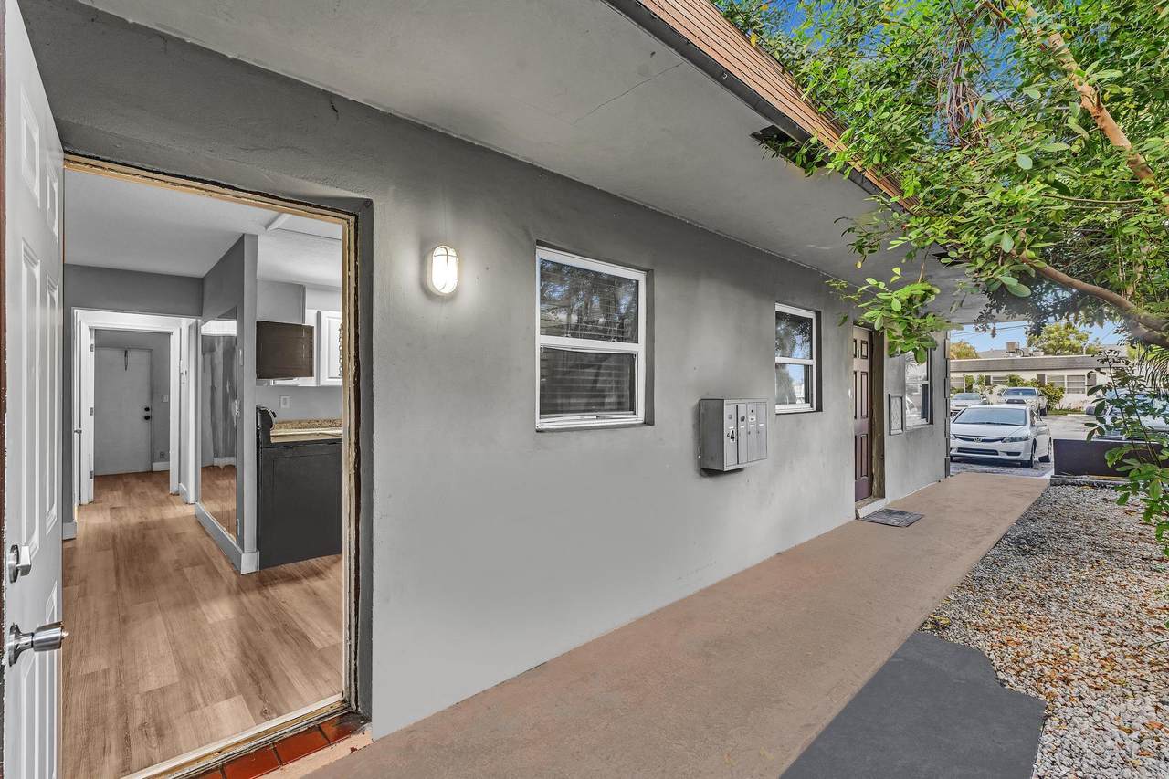 232 9th Avenue - Photo 1