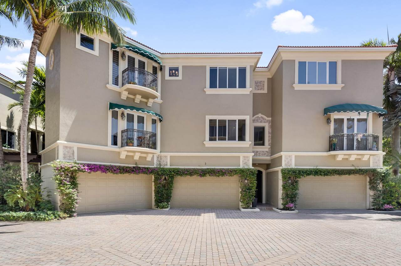 921 Osceola Drive - Photo 1