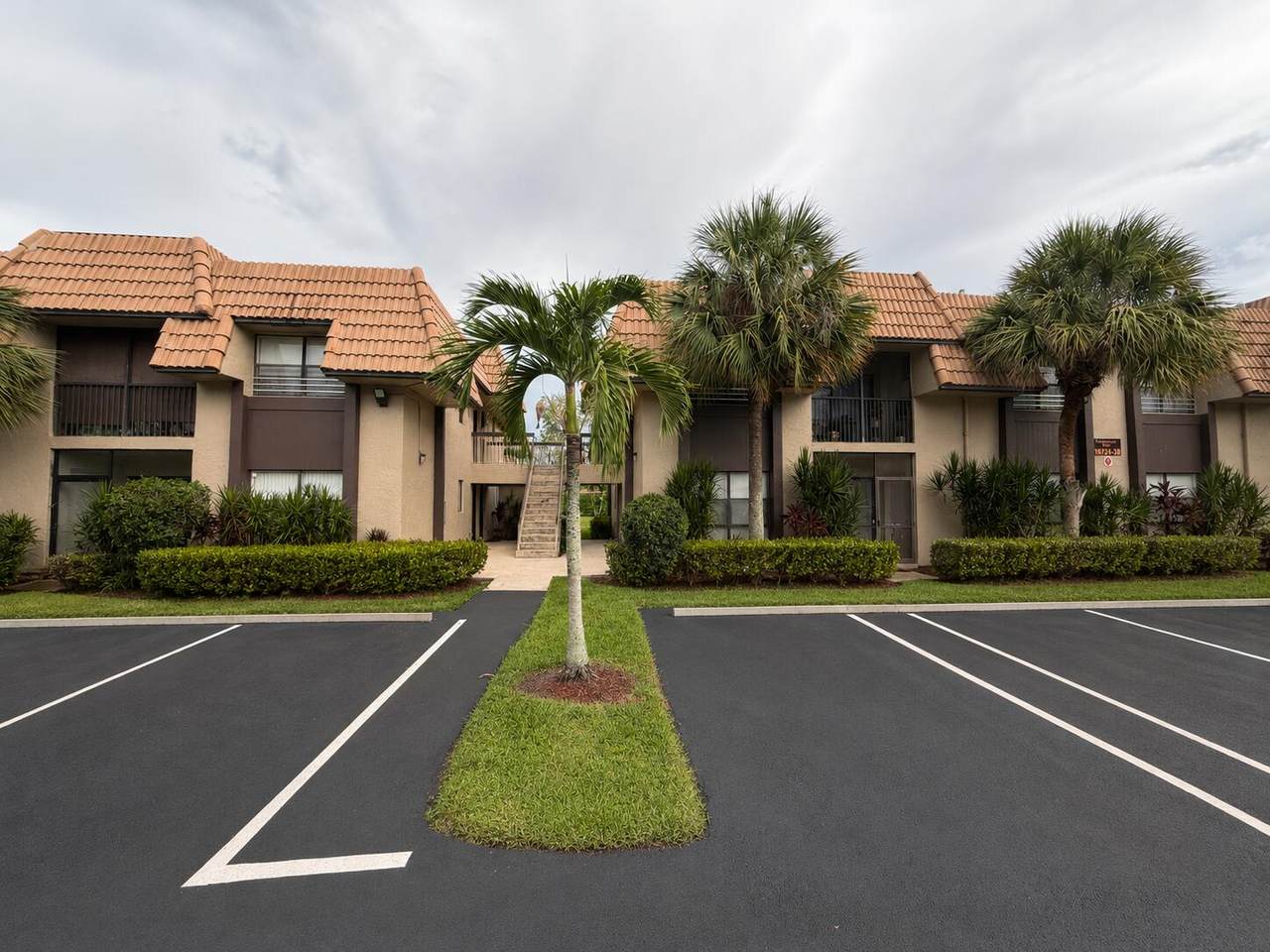 10730 Royal Palm Boulevard - Photo 1