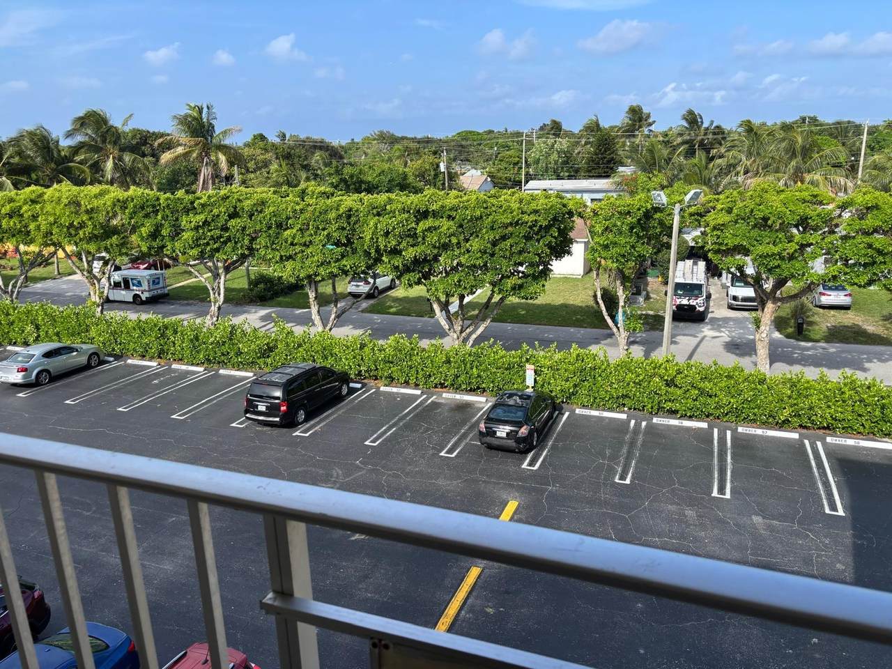 https://bt-photos.global.ssl.fastly.net/beaches/1280_boomver_1_B26054947-2.jpg