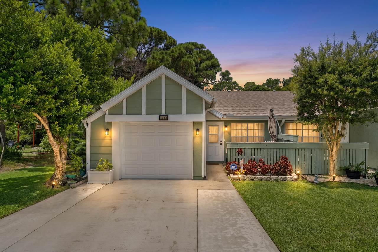 1382 Rivergreen Circle - Photo 1
