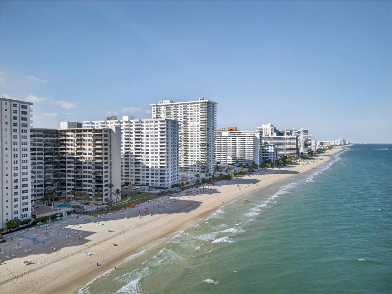 https://bt-photos.global.ssl.fastly.net/beaches/1280_boomver_1_B26055599-2.jpg