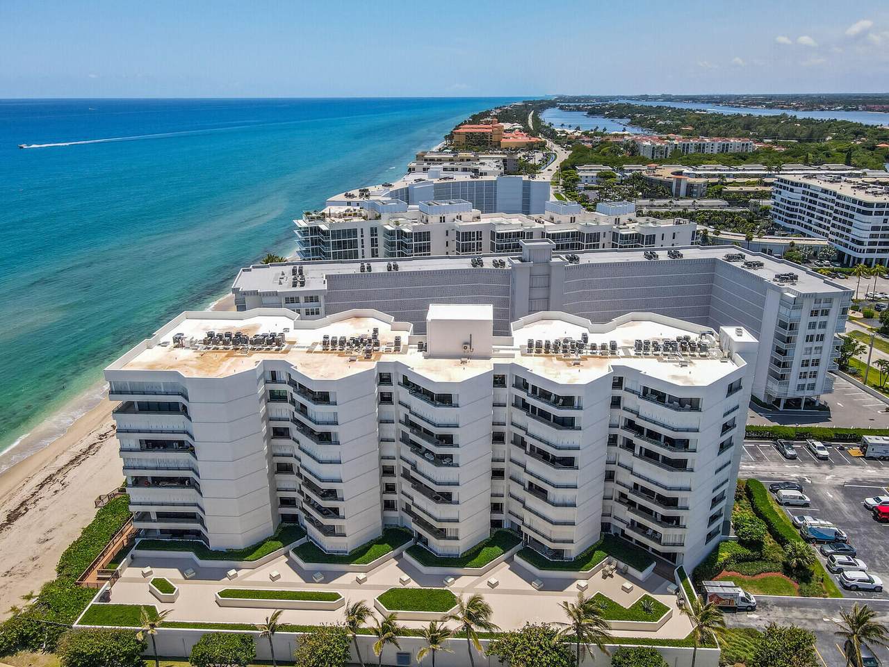 https://bt-photos.global.ssl.fastly.net/beaches/1280_boomver_1_B26055652-2.jpg