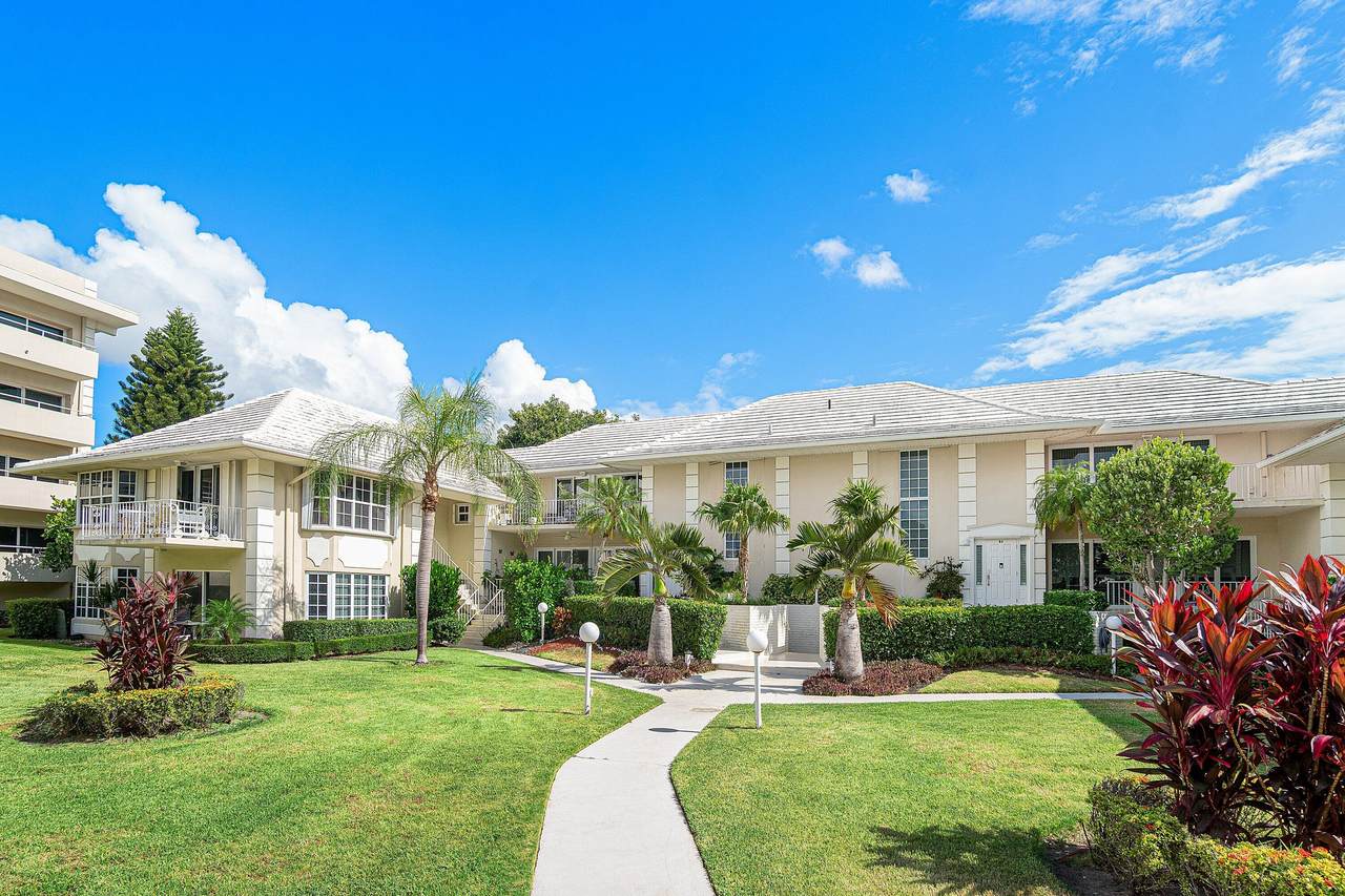 1299 Ocean Boulevard - Photo 1