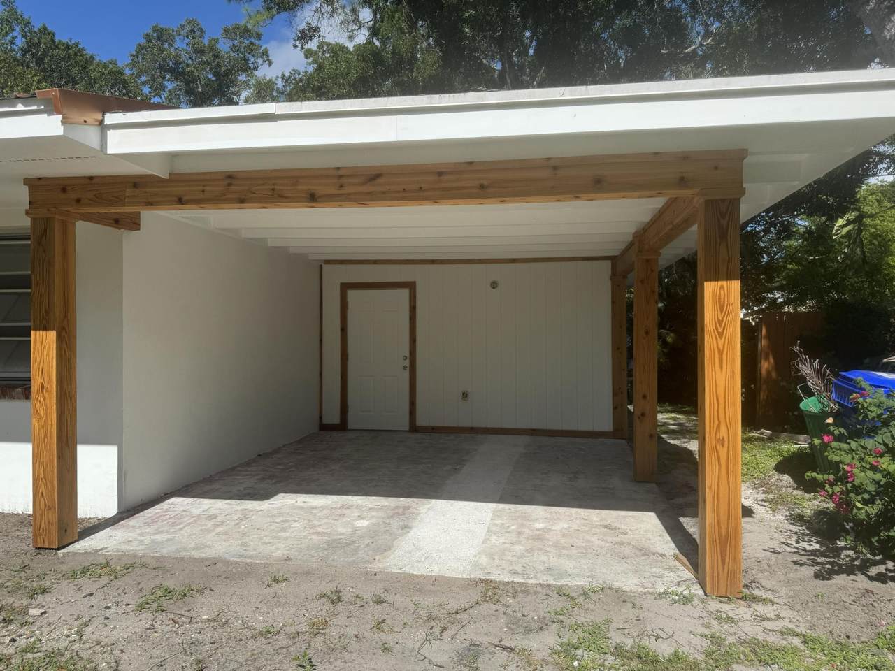 https://bt-photos.global.ssl.fastly.net/beaches/1280_boomver_1_B26055878-2.jpg