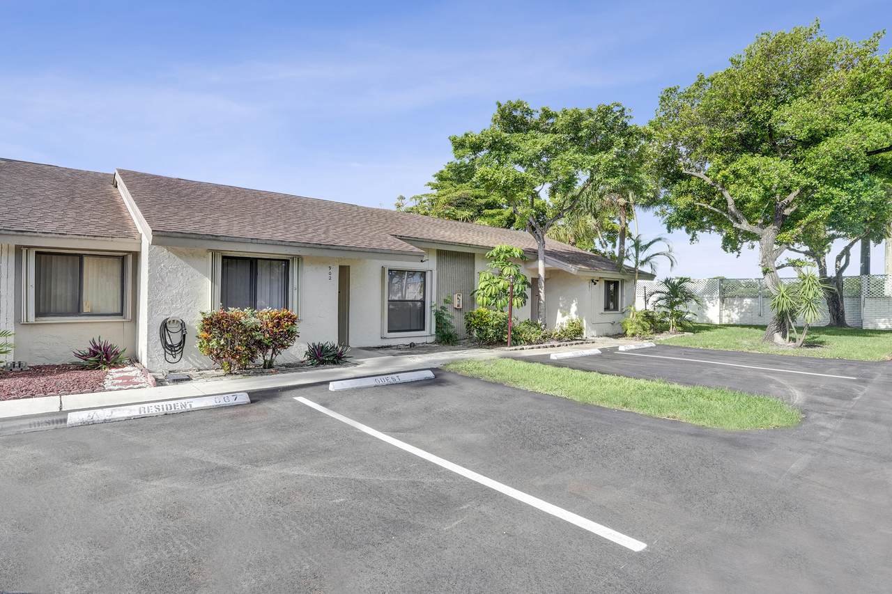 3066 Oakland Forest Drive - Photo 1