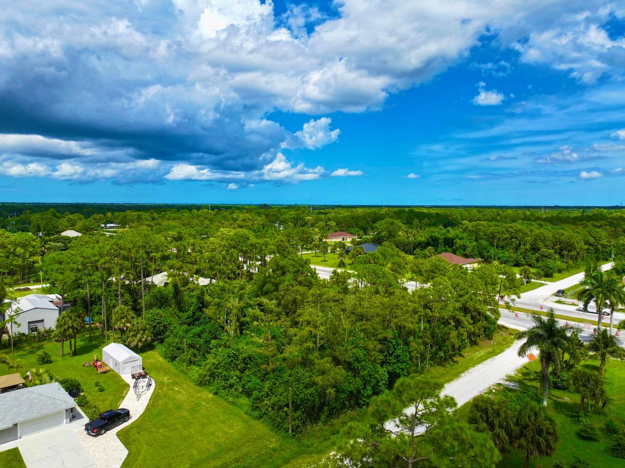 https://bt-photos.global.ssl.fastly.net/beaches/1280_boomver_1_B26055974-2.jpg
