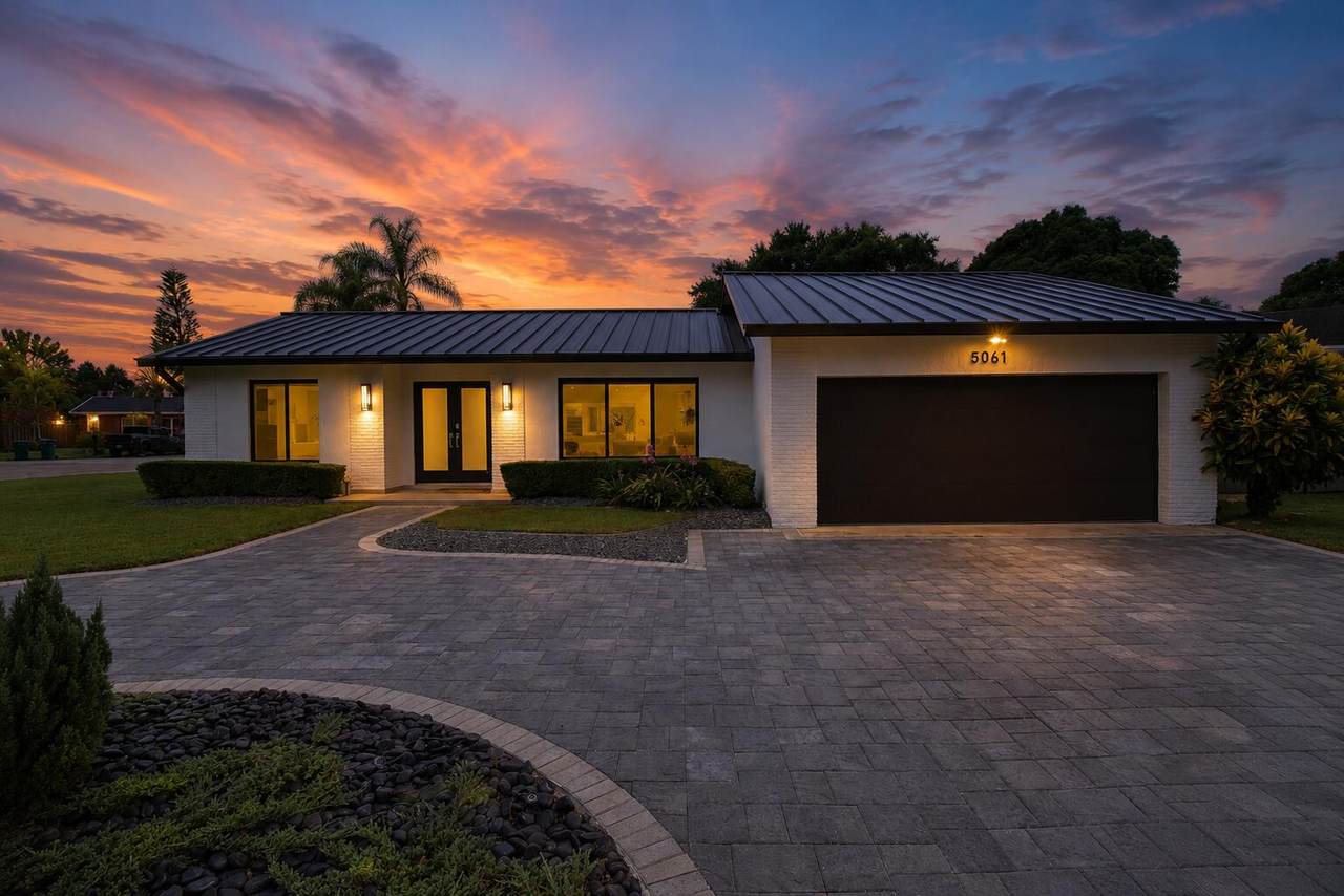 https://bt-photos.global.ssl.fastly.net/beaches/1280_boomver_1_B26056040-2.jpg