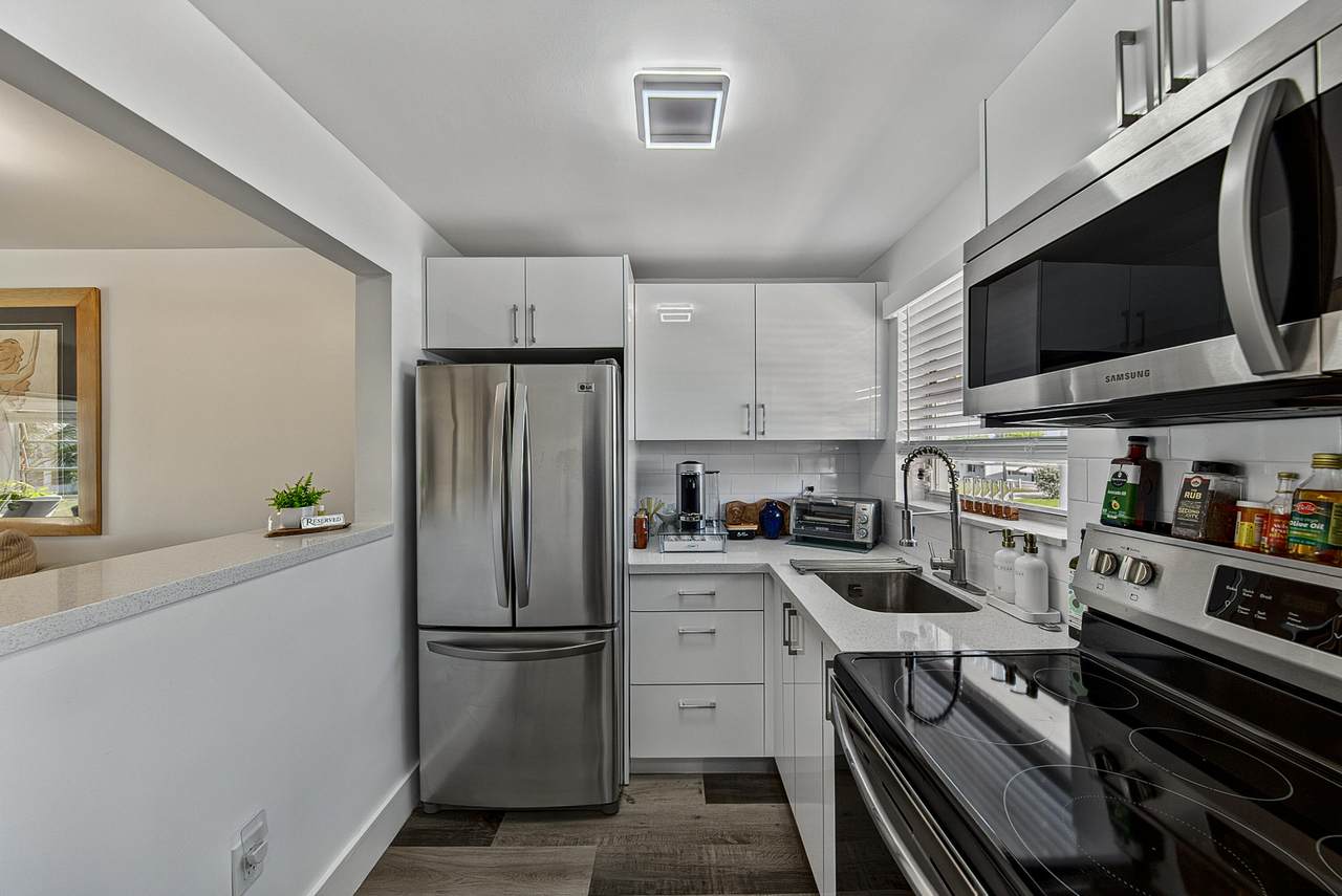 301 Golf Boulevard - Photo 1