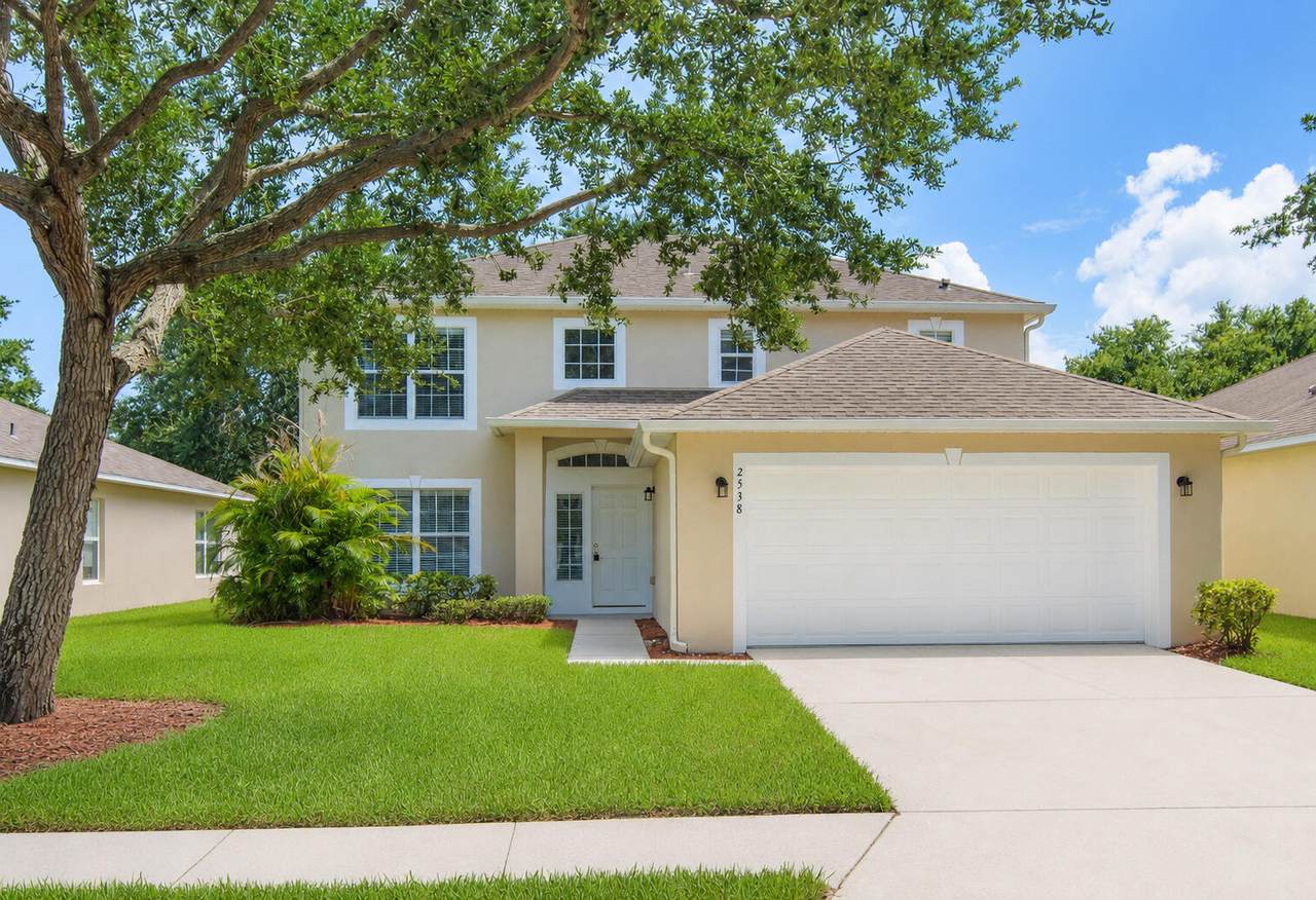 2538 12TH Square - Photo 1