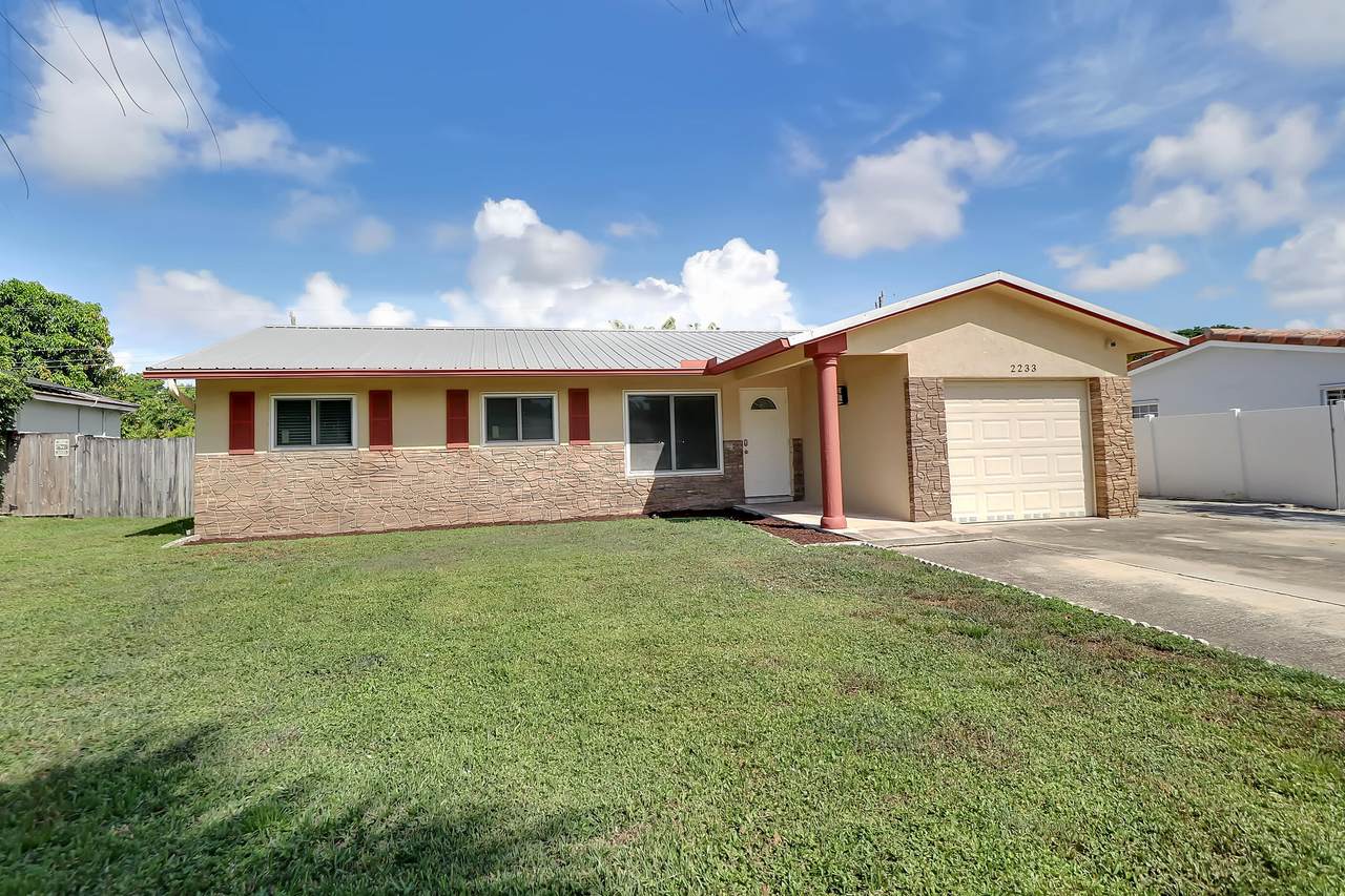 2233 3rd Avenue - Photo 1