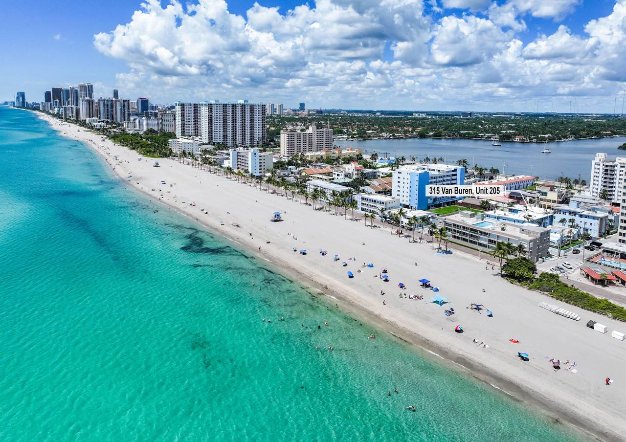 https://bt-photos.global.ssl.fastly.net/beaches/1280_boomver_1_B26056507-2.jpg