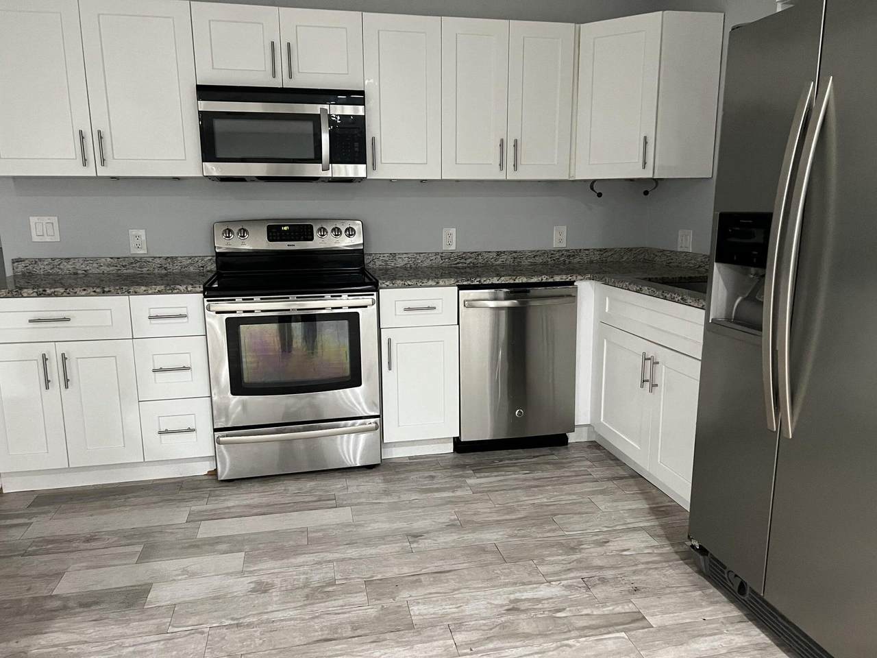 817 L Street - Photo 1