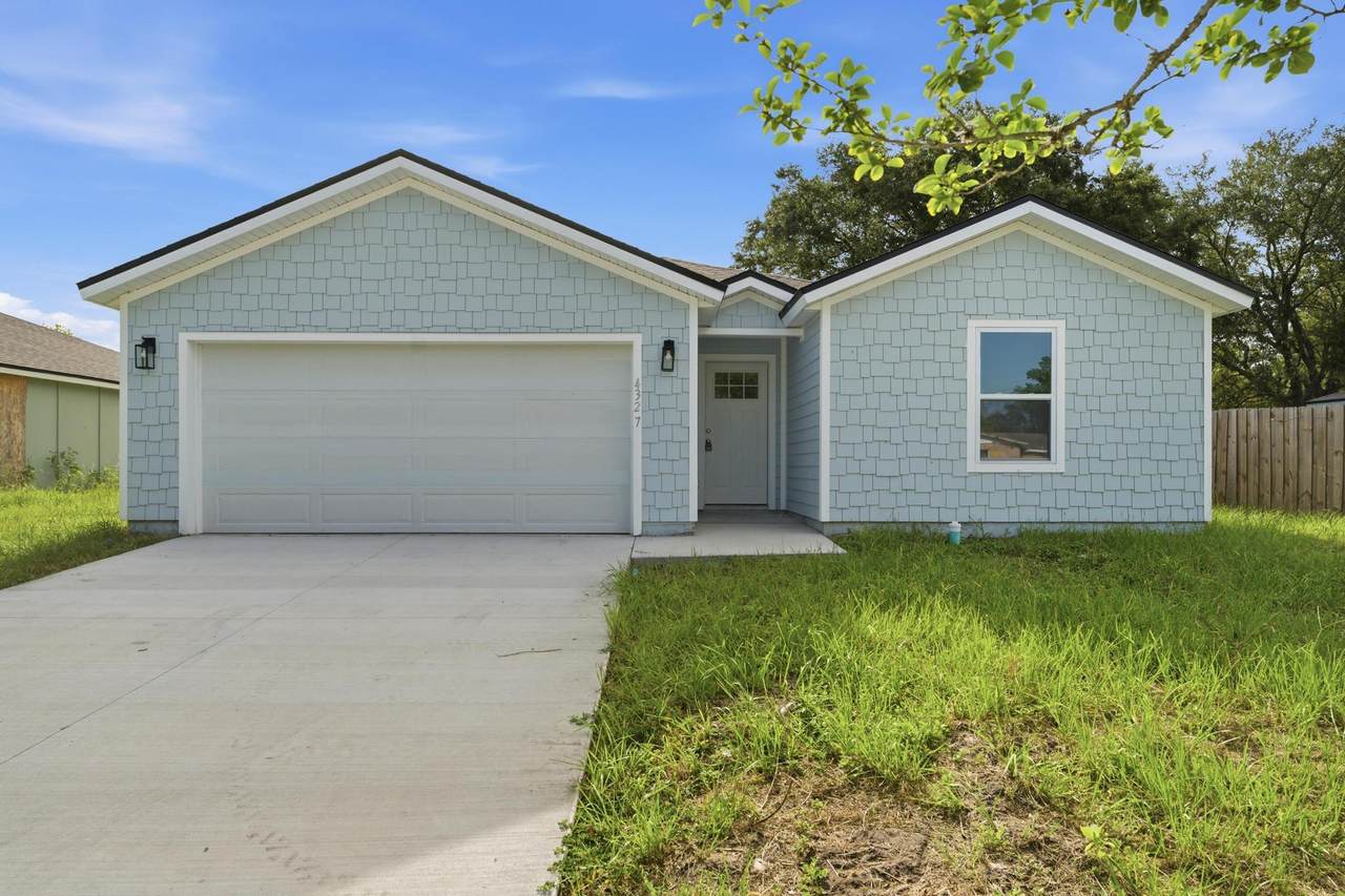 4327 Bessie Circle - Photo 1