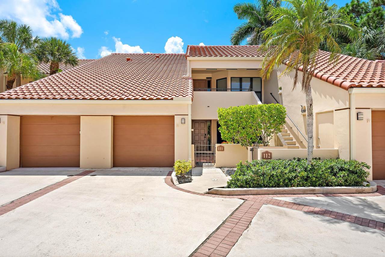111 Waterview Drive - Photo 1