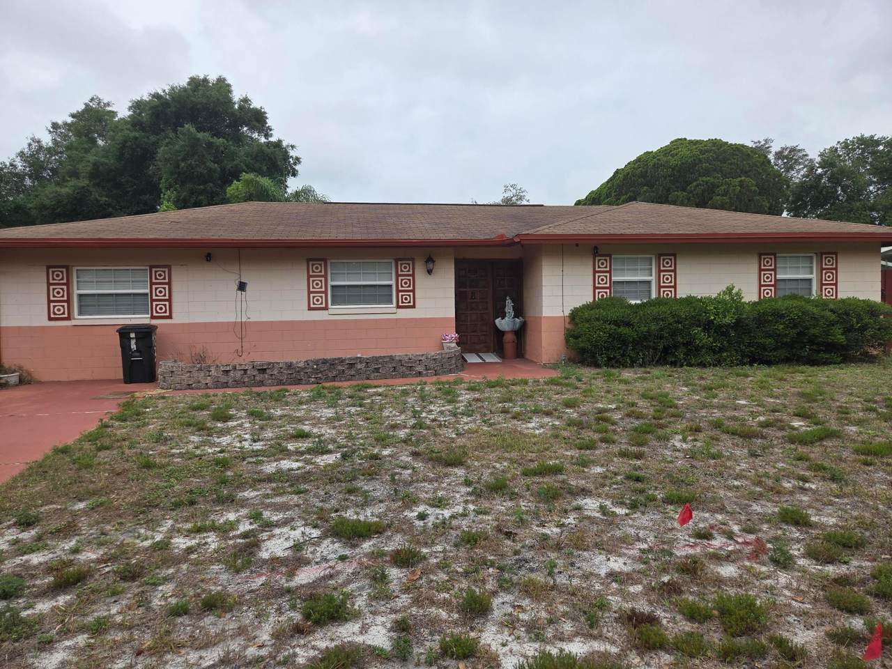1206 Lynwood Avenue - Photo 1