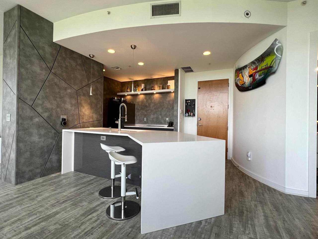 335 6th Avenue - Photo 1