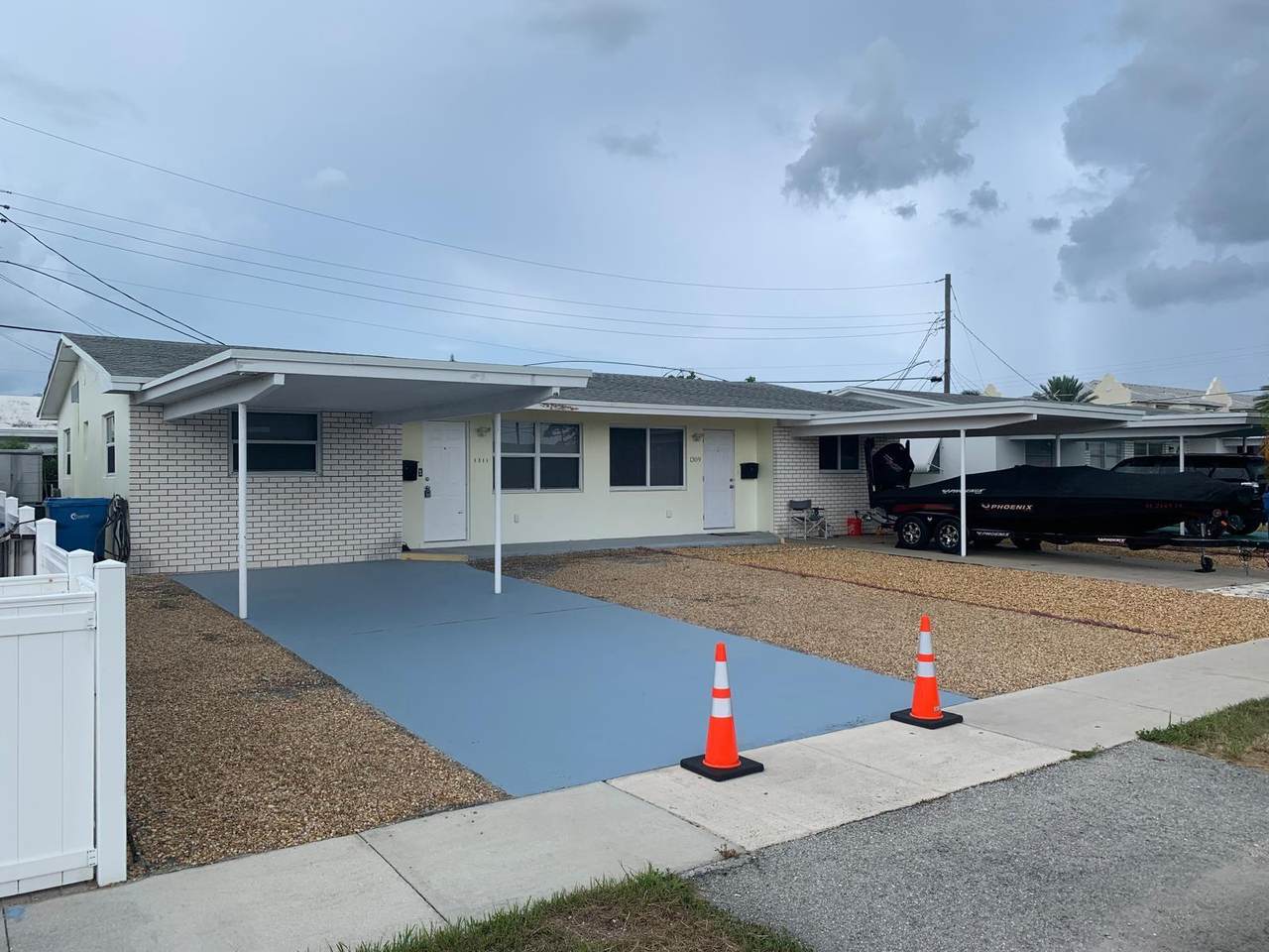 1311 Alho Drive - Photo 1