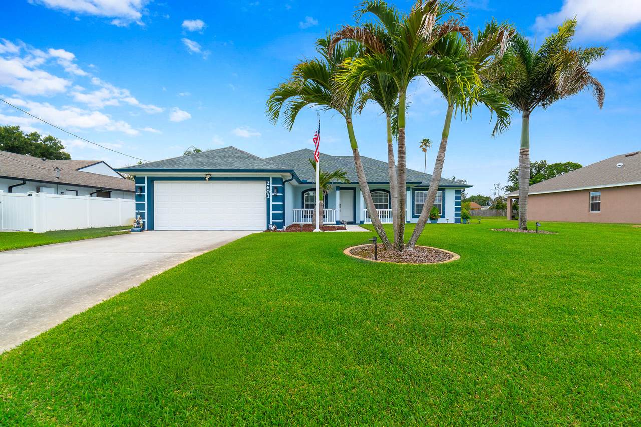 2601 Caladium Avenue - Photo 1