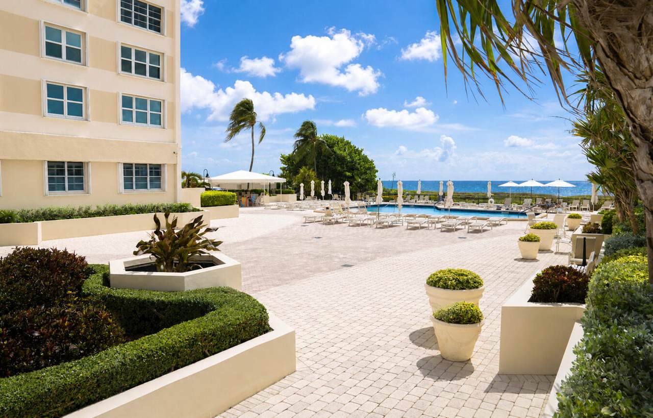 https://bt-photos.global.ssl.fastly.net/beaches/1280_boomver_1_B26057149-2.jpg