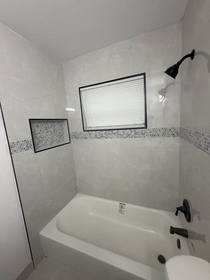 https://bt-photos.global.ssl.fastly.net/beaches/1280_boomver_1_B26057242-2.jpg