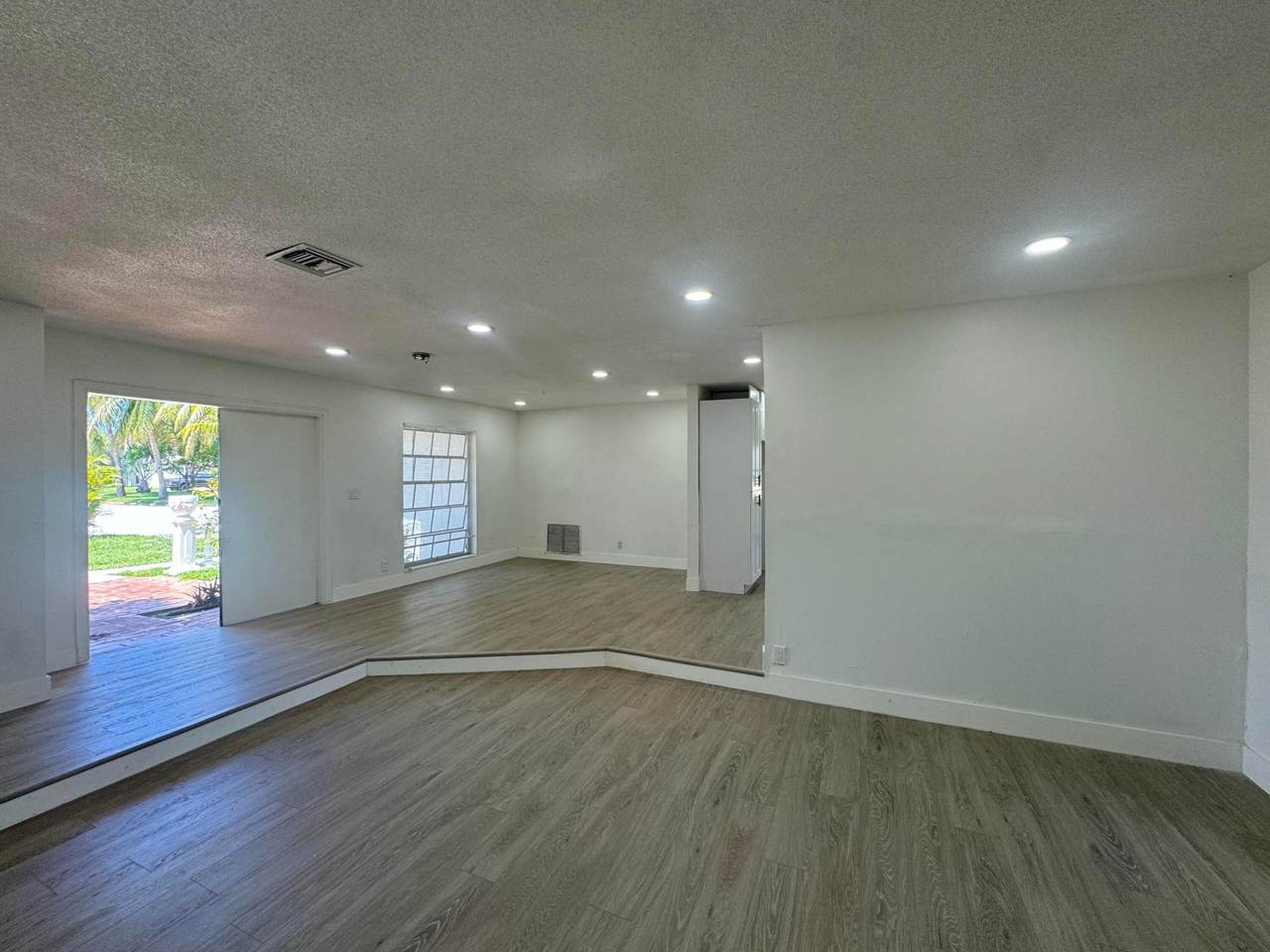 6260 6TH Street - Photo 1