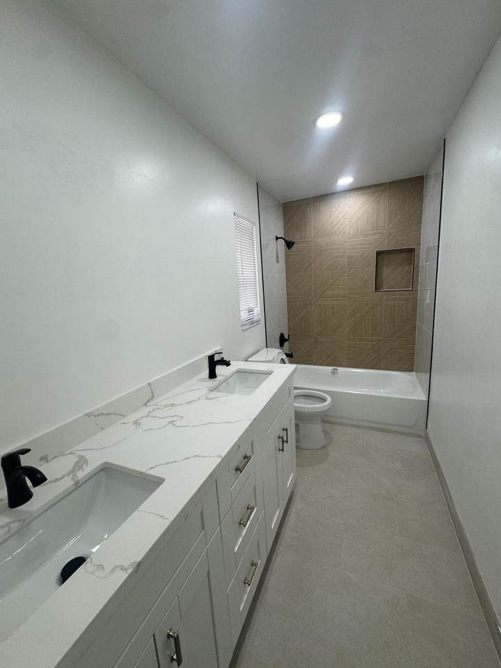 https://bt-photos.global.ssl.fastly.net/beaches/1280_boomver_1_B26057250-2.jpg