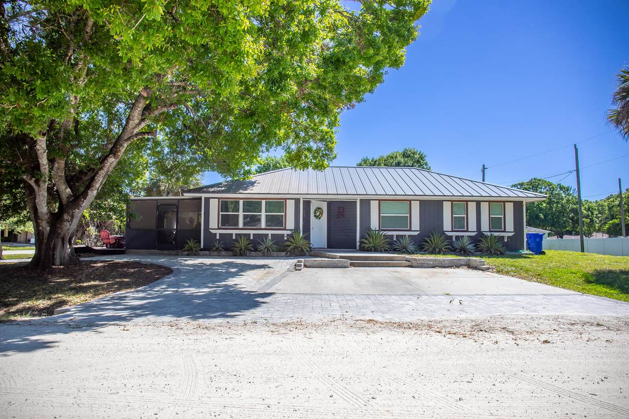6095 7TH Street - Photo 1