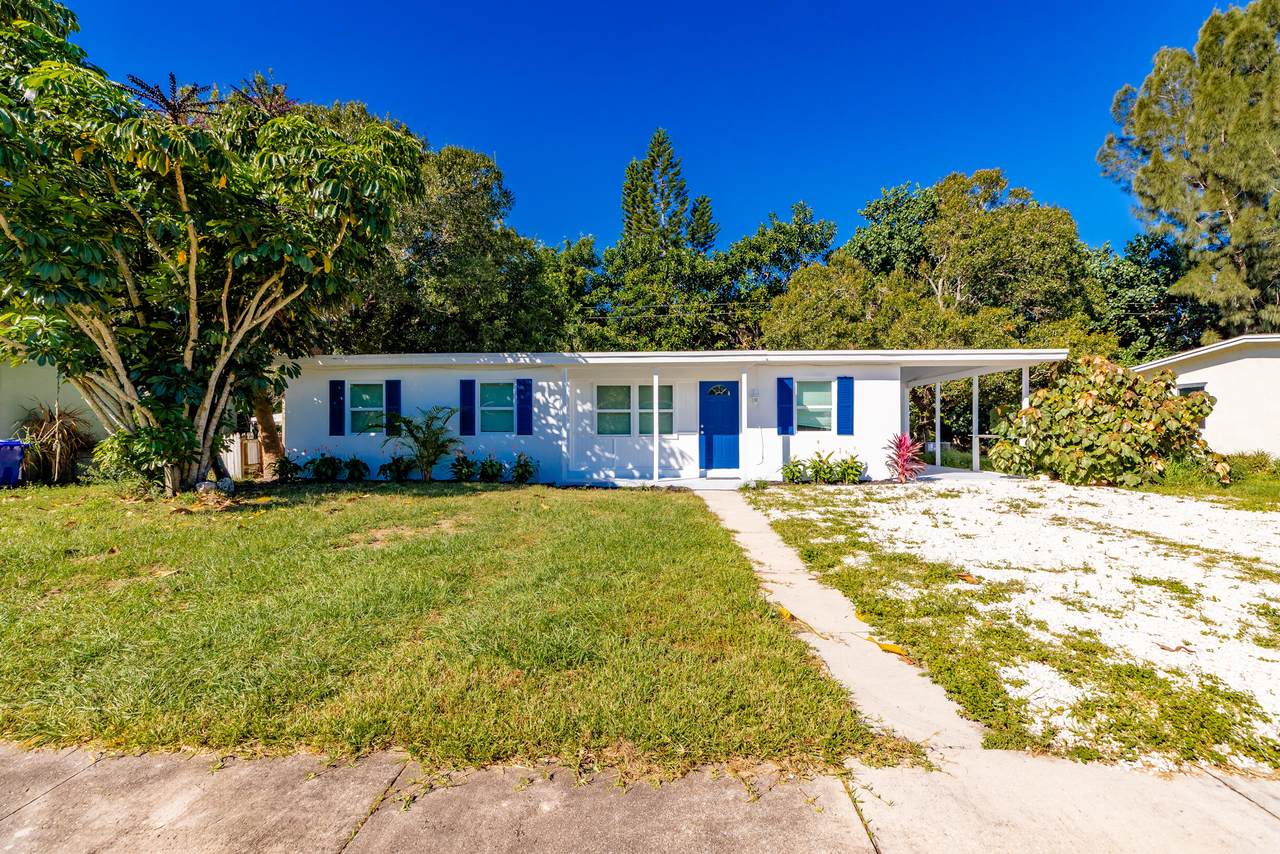 1625 30TH Avenue - Photo 1