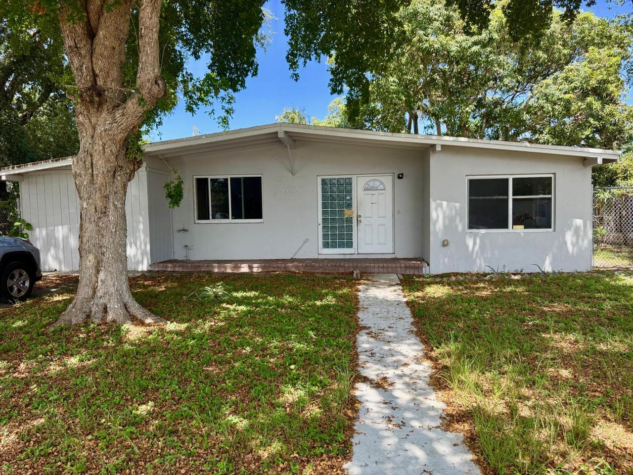 4520 16TH Avenue - Photo 1