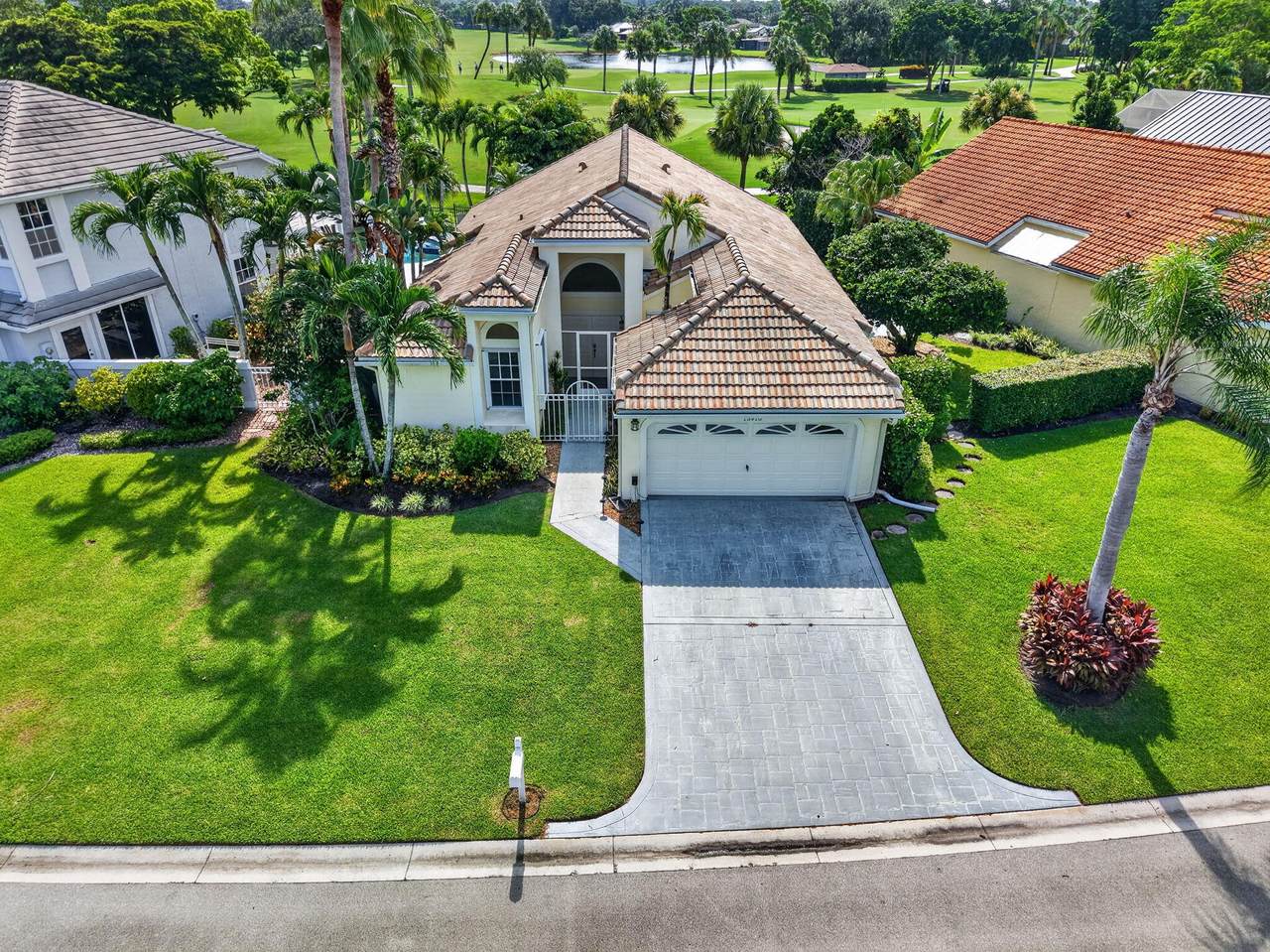 13910 Cross Pointe Court - Photo 1