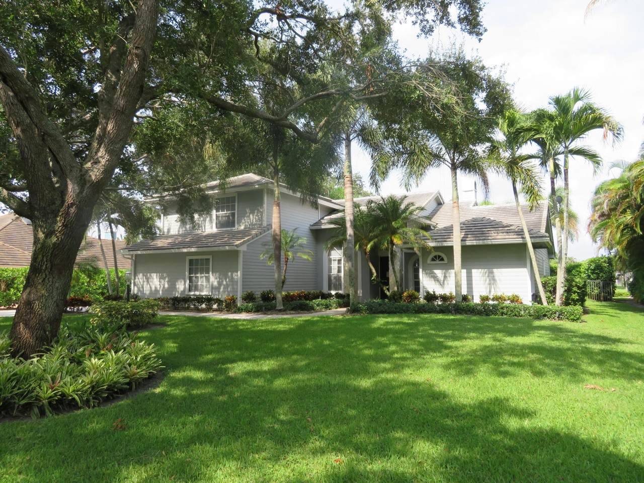 18480 Lakeside Drive - Photo 1