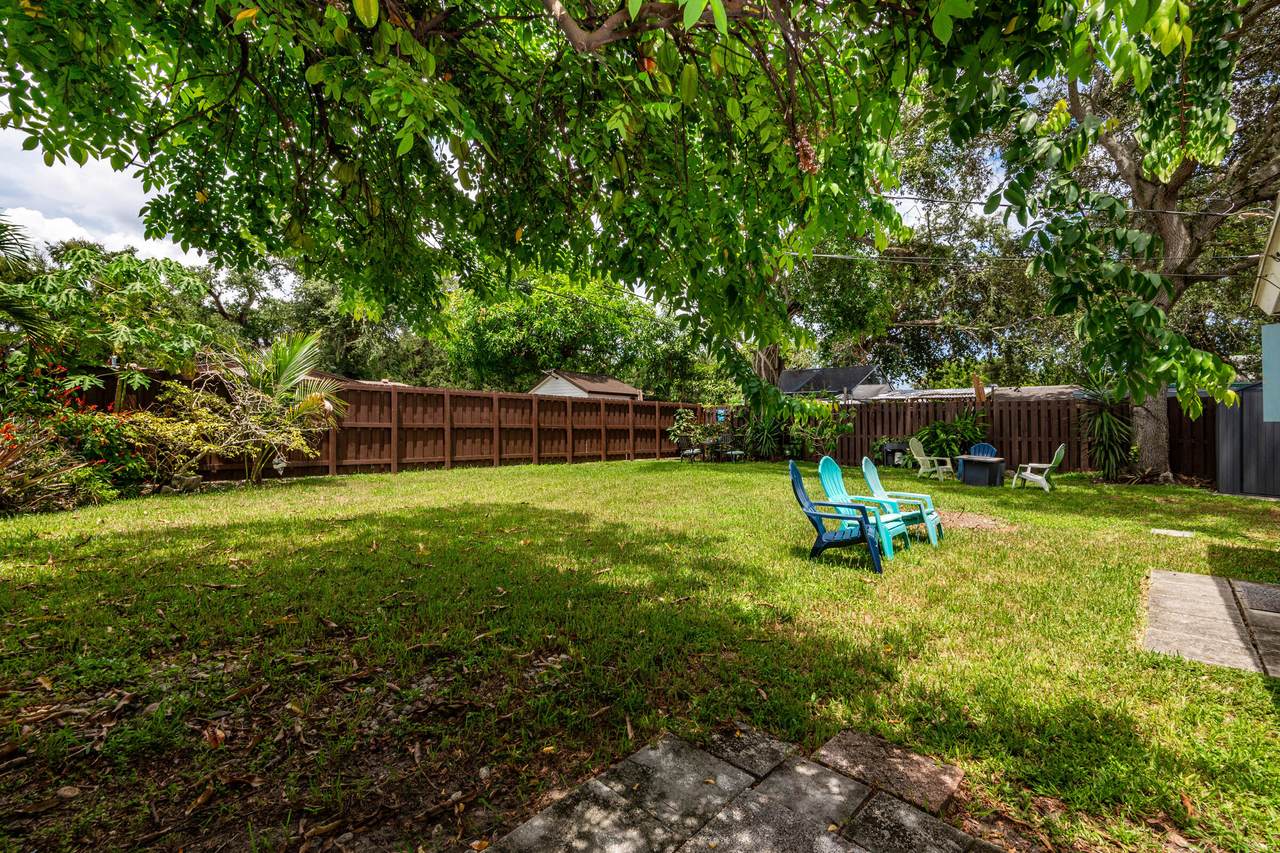https://bt-photos.global.ssl.fastly.net/beaches/1280_boomver_1_B26057830-2.jpg