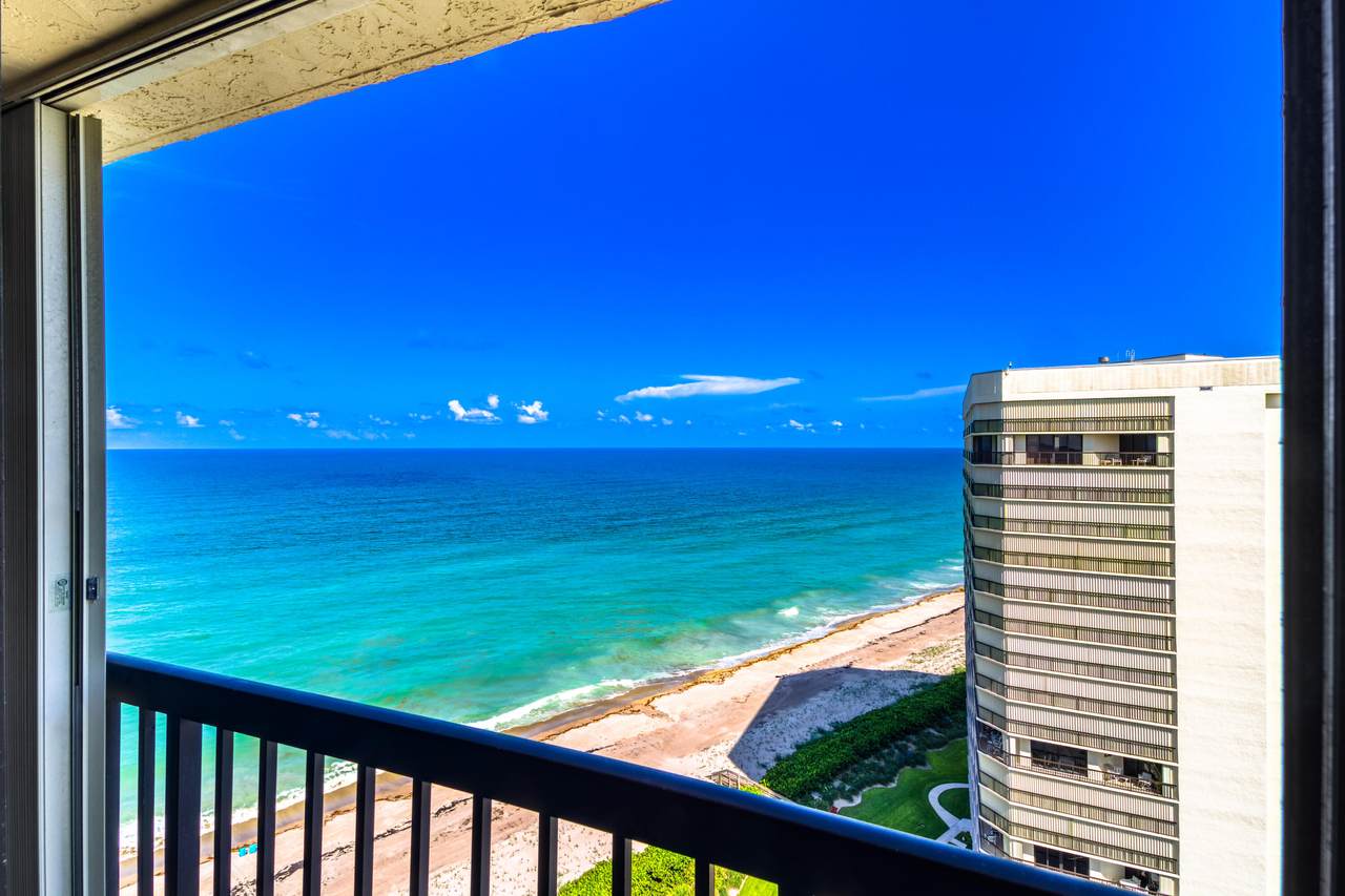https://bt-photos.global.ssl.fastly.net/beaches/1280_boomver_1_B26058059-2.jpg