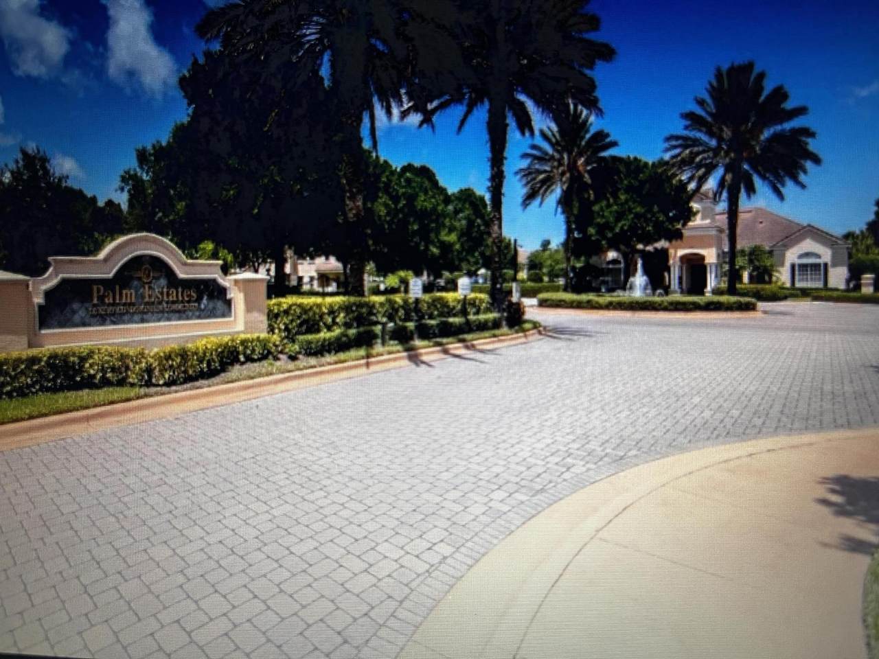 2622 57th Circle - Photo 1