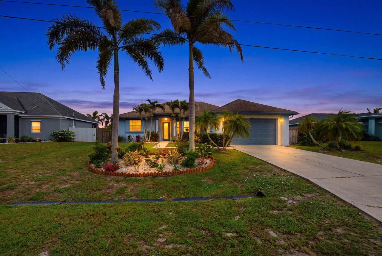 779 Hillsboro Circle - Photo 1