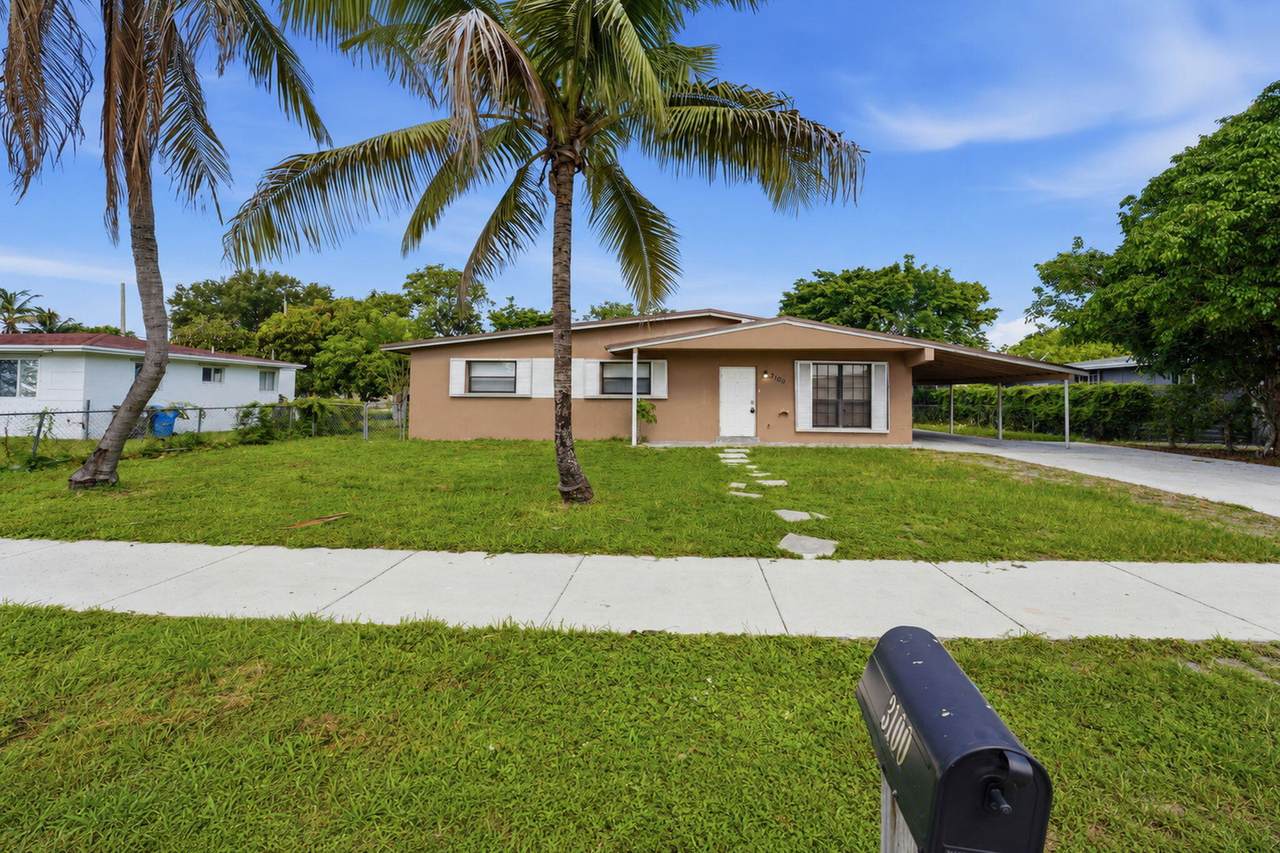 3100 33rd Avenue - Photo 1