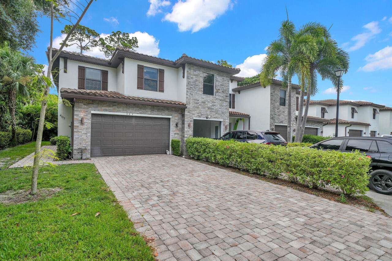 407 Bella Sol Way - Photo 1