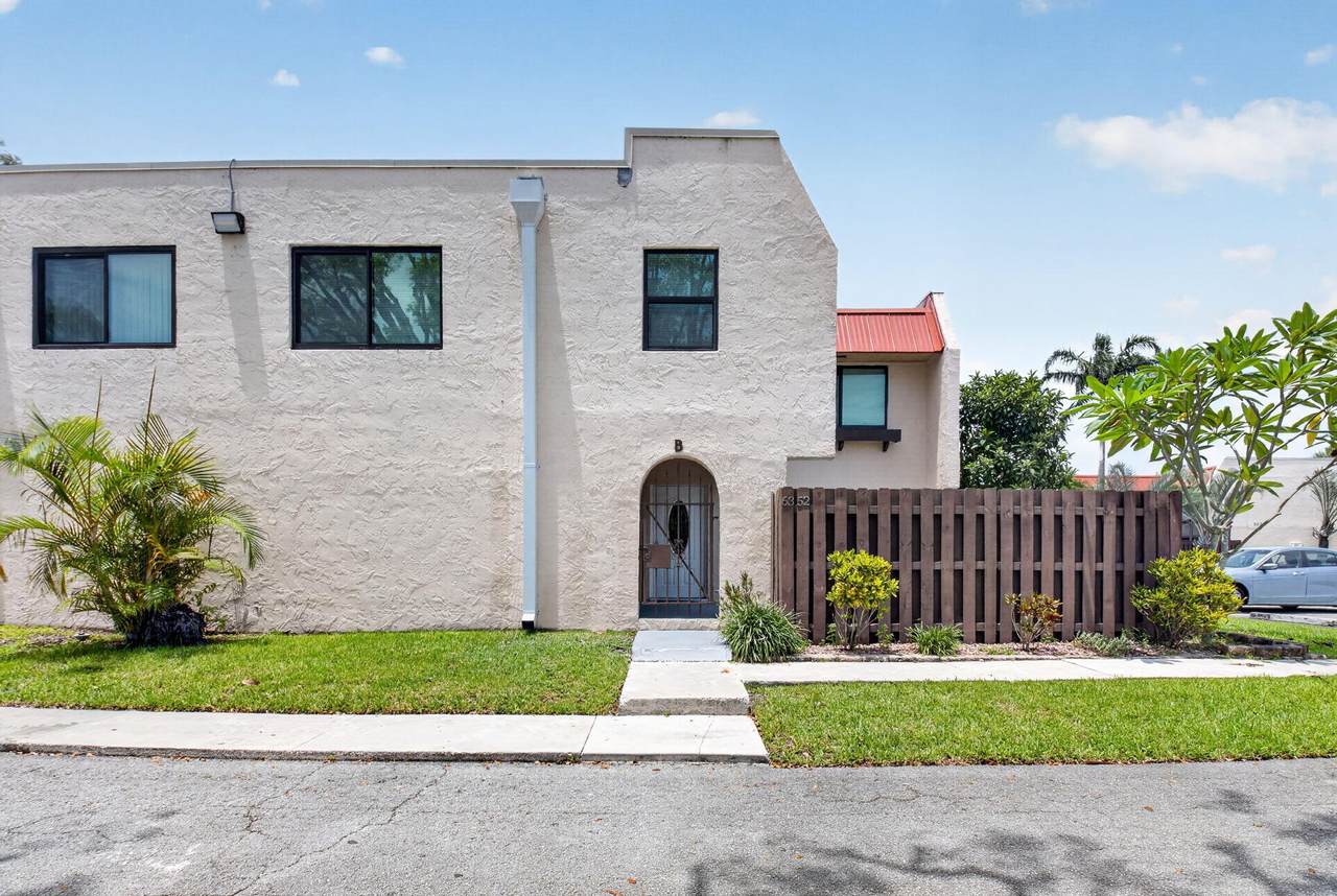 6352 Seven Springs Boulevard - Photo 1