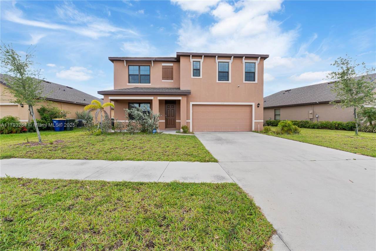 5305 Fantasy Drive - Photo 1