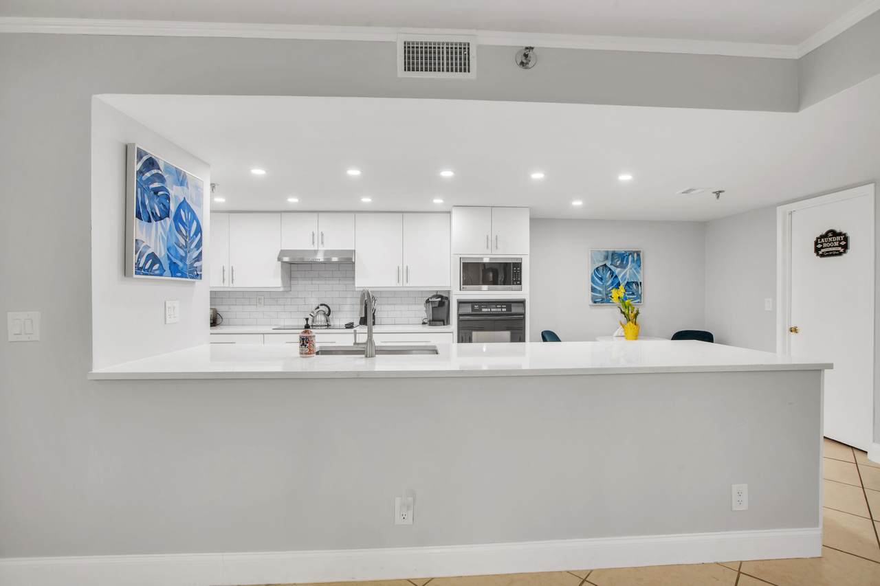 955 Egret Circle - Photo 1