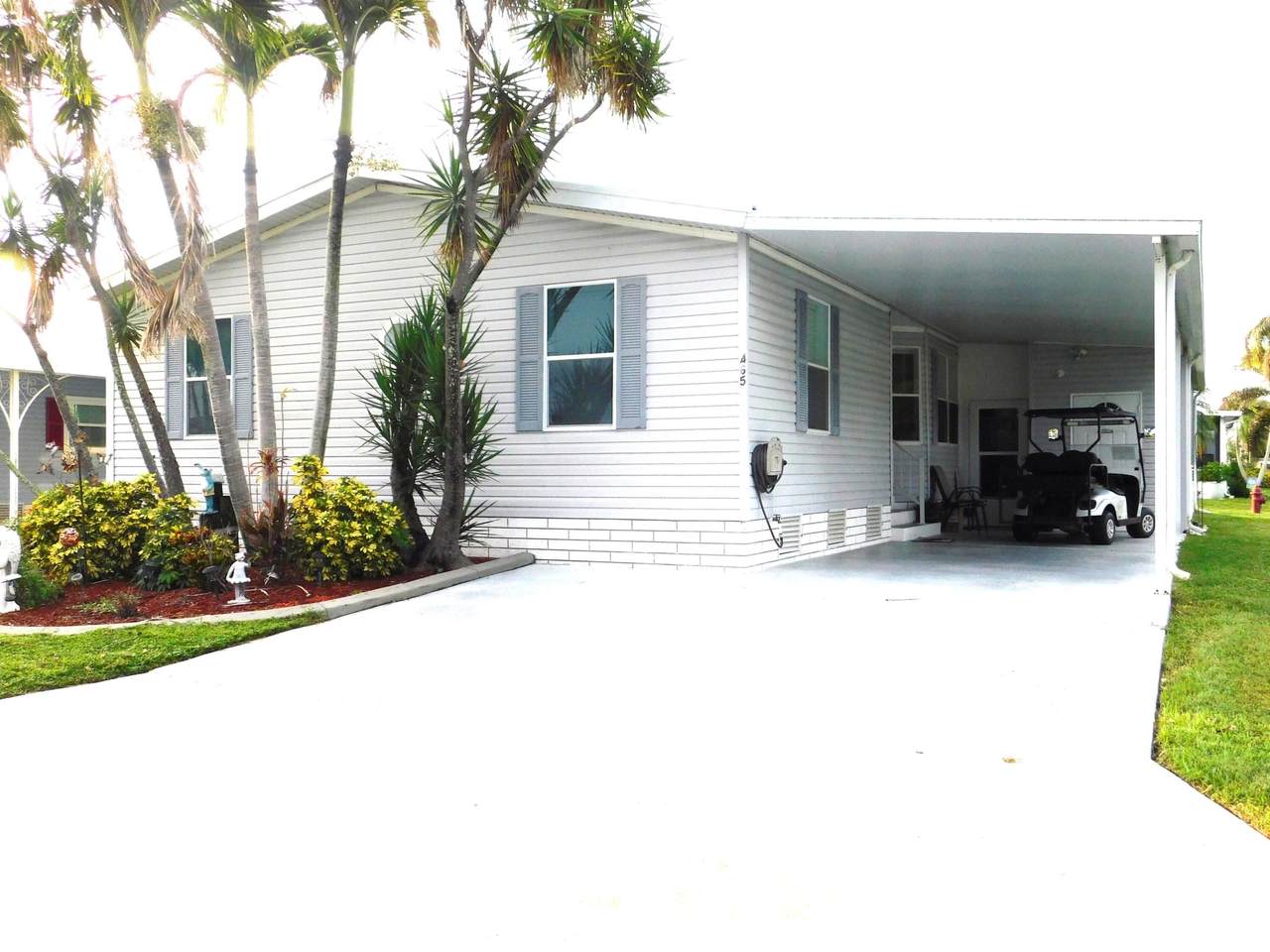 465 Hemingway Terrace - Photo 1