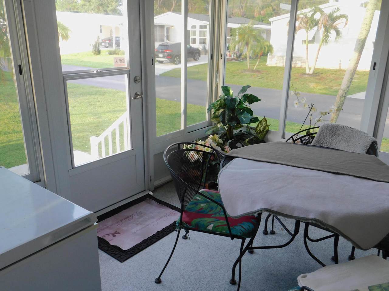 https://bt-photos.global.ssl.fastly.net/beaches/1280_boomver_1_B26059043-2.jpg